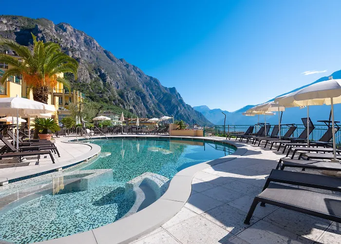 Hotel Cristina Limone sul Garda