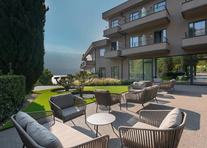 Hotel Royal Village Limone sul Garda